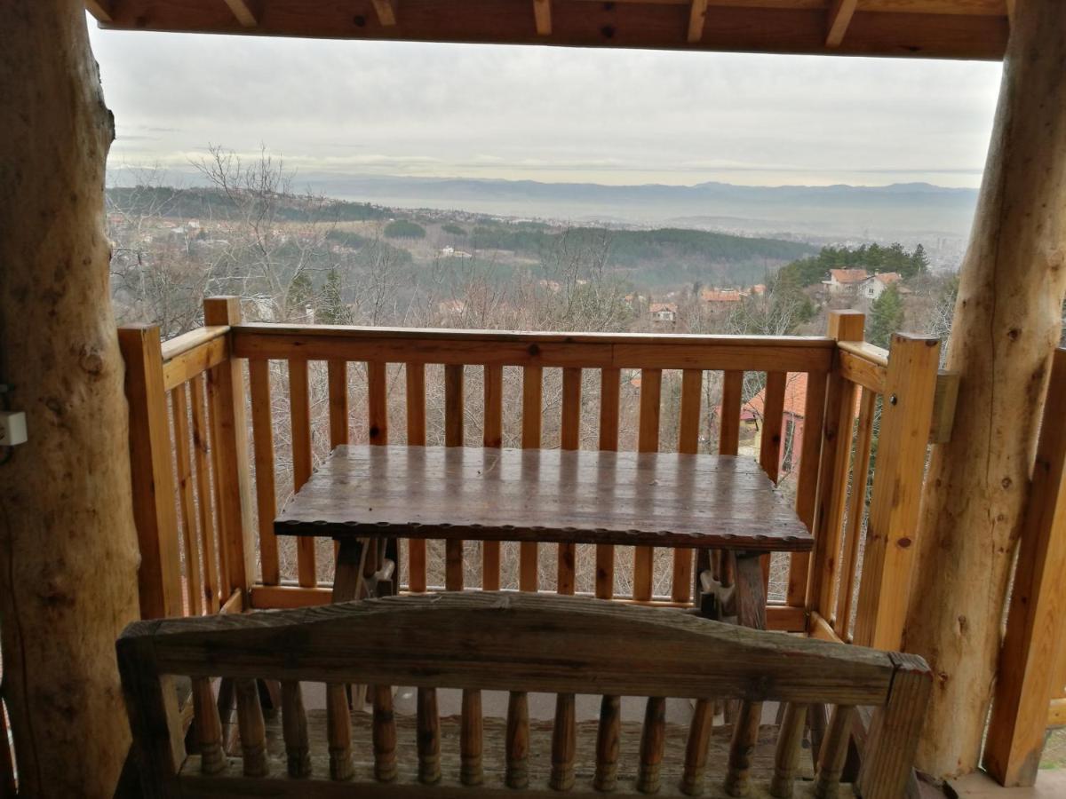 Han Tree House