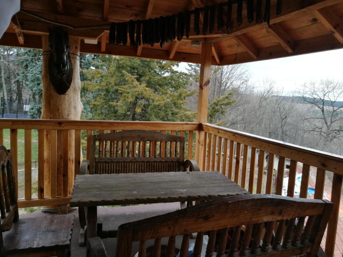 Tree House Han *